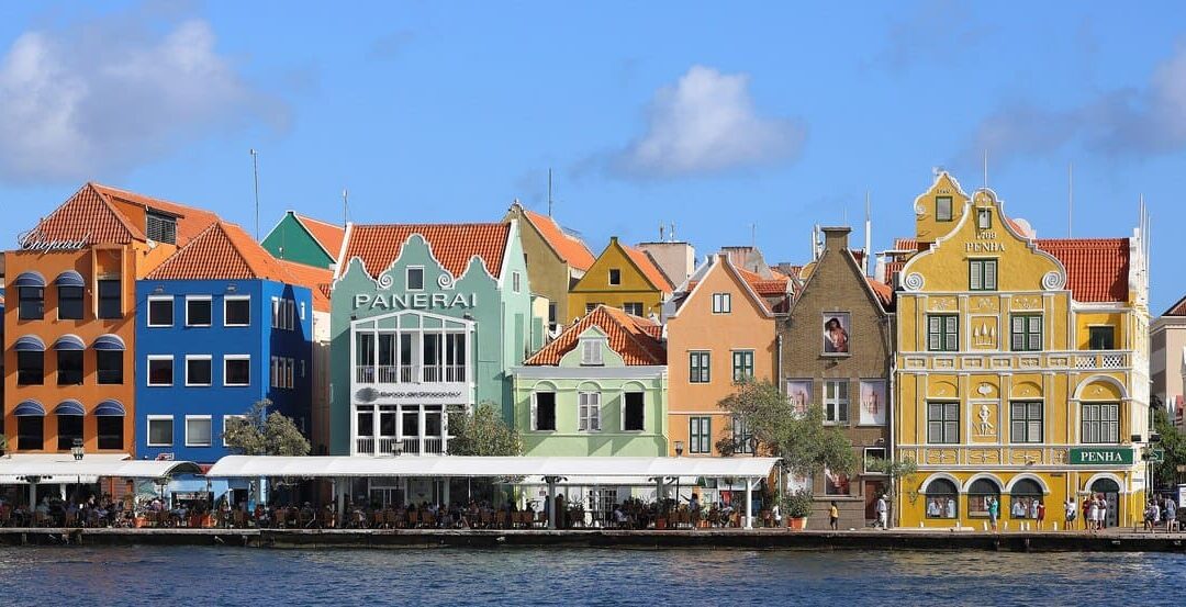 New Model Curazao Get to Know Our Brand